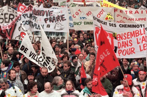 Manifestação em Paris, em 1995, contra a reforma da Previdência.