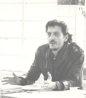 Vito Letizia na sede da OSI, por volta de 1980, 1981